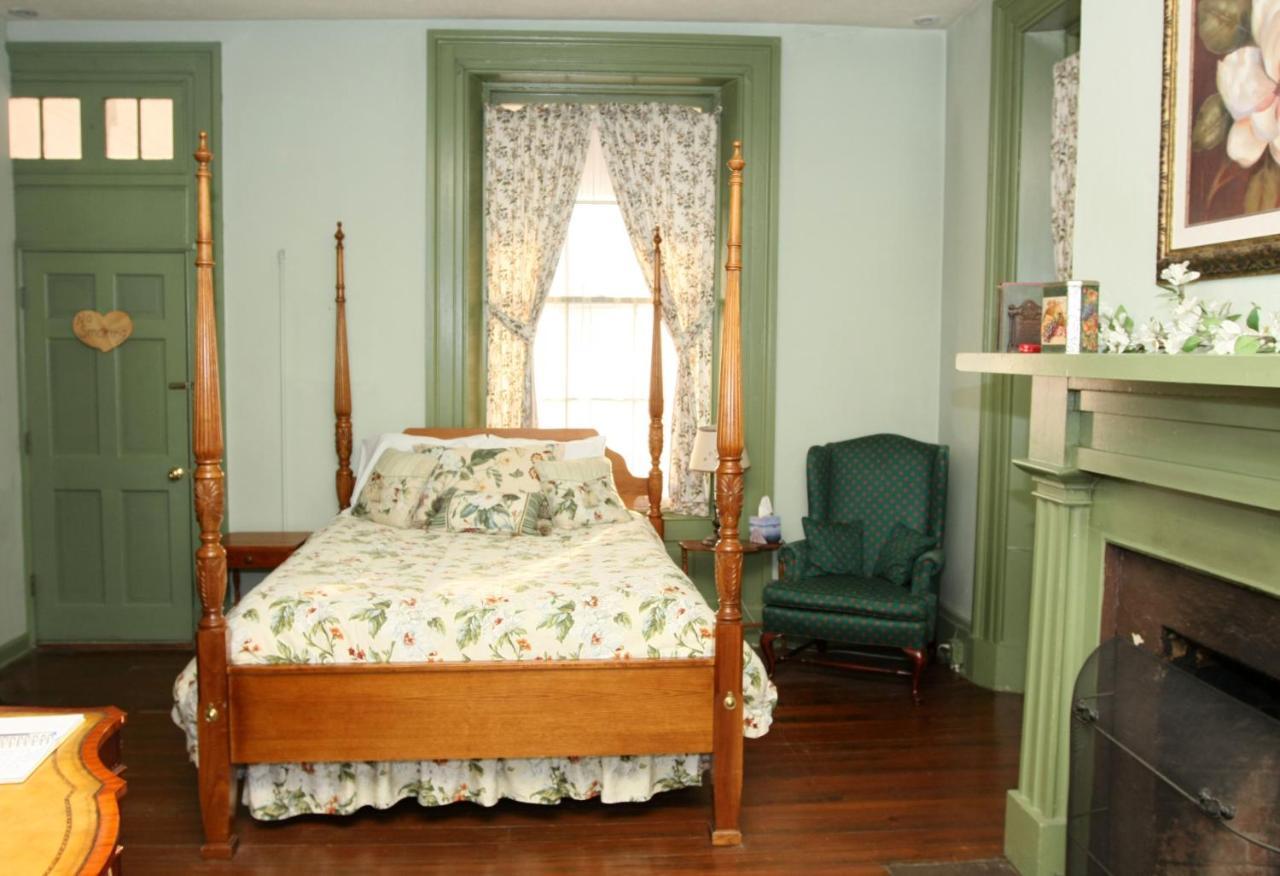 Stanardsville The Lafayette Inn & Restaurant מראה חיצוני תמונה
