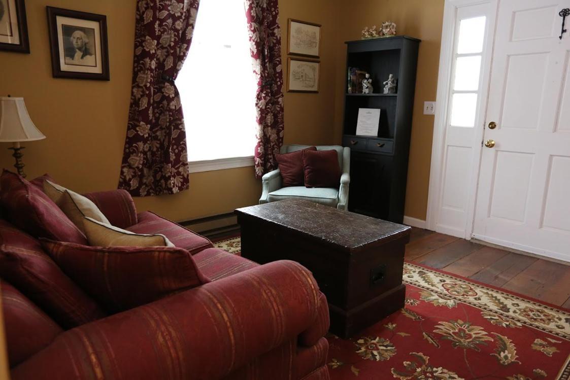 Stanardsville The Lafayette Inn & Restaurant מראה חיצוני תמונה