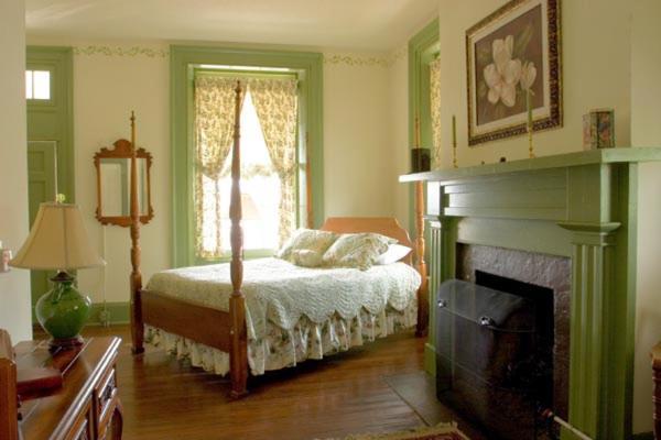 Stanardsville The Lafayette Inn & Restaurant מראה חיצוני תמונה