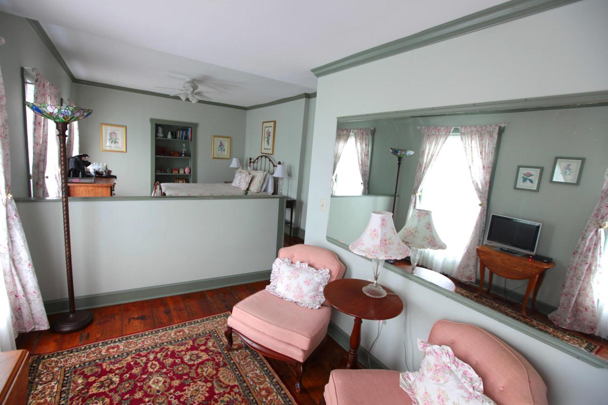 Stanardsville The Lafayette Inn & Restaurant מראה חיצוני תמונה